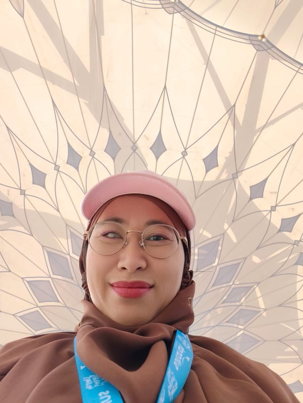 Retno Wulupi, Certified Hypnotherapist